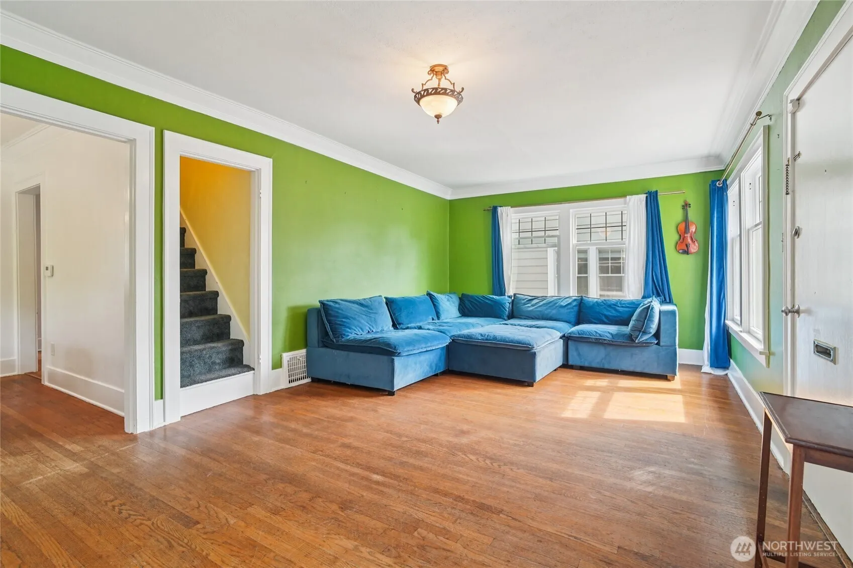 Property photo for 2726 34th Avenue S, Seattle photo 5