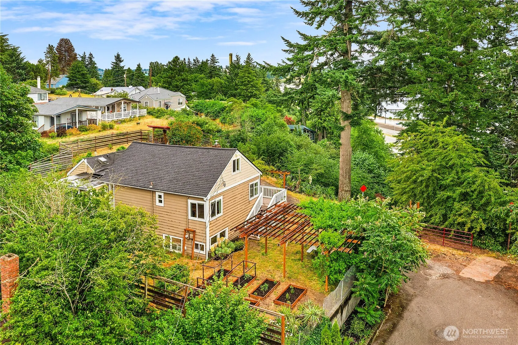 Property photo for 3626 W C St, Bremerton photo 5