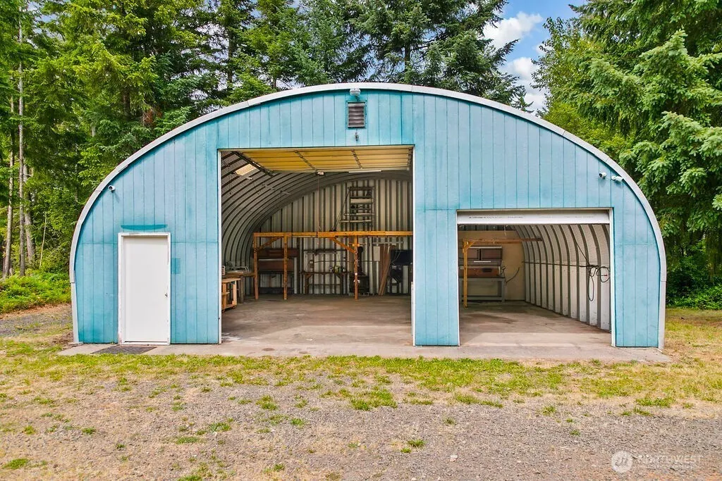 Property photo for 4960 Sw Daisy Street, Port Orchard photo 4