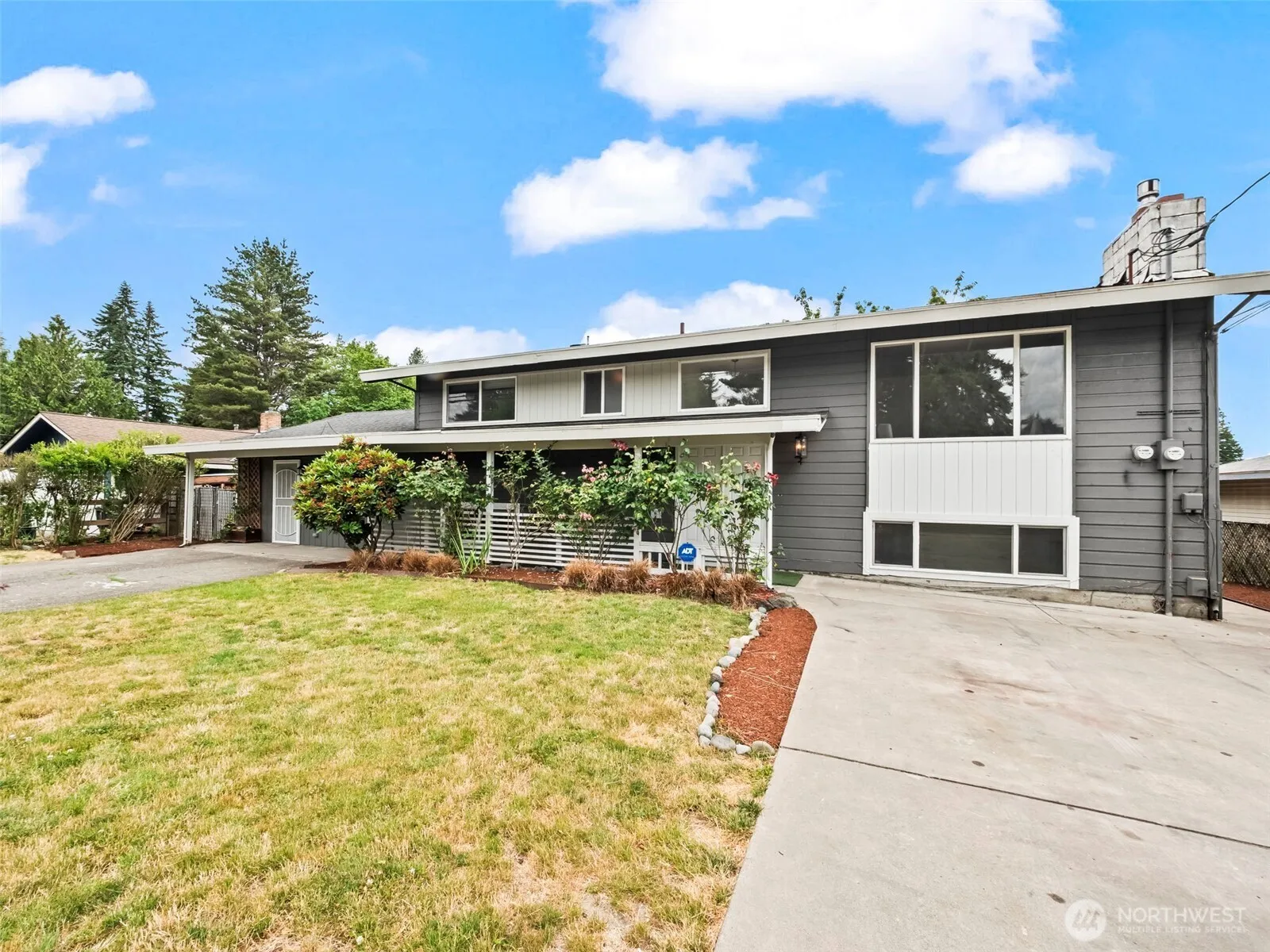 Property photo for 2248 Madrona Drive Se, Port Orchard photo 2