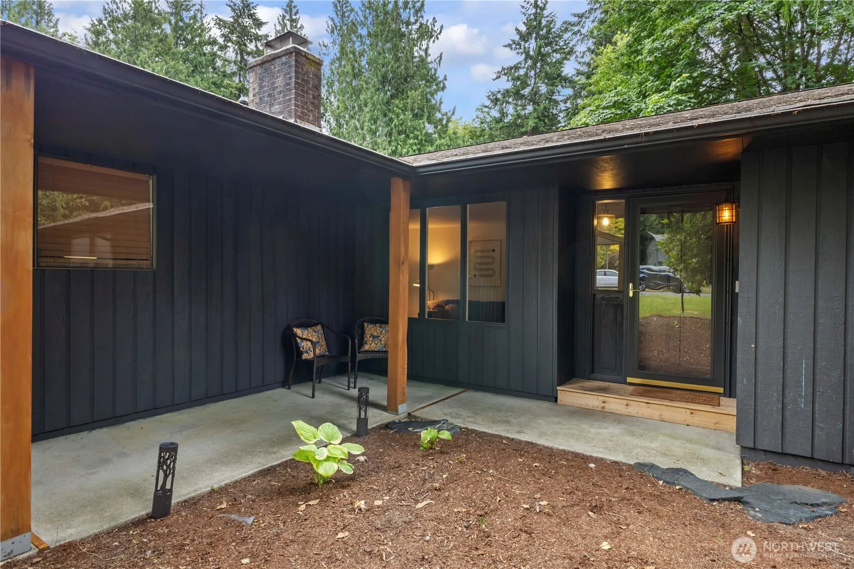 Property photo for 4521 Claridge Drive Se, Olympia photo 3