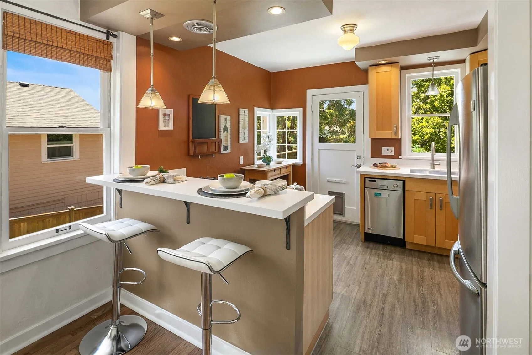 Property photo for 4521 47th Avenue Sw, Seattle photo 5