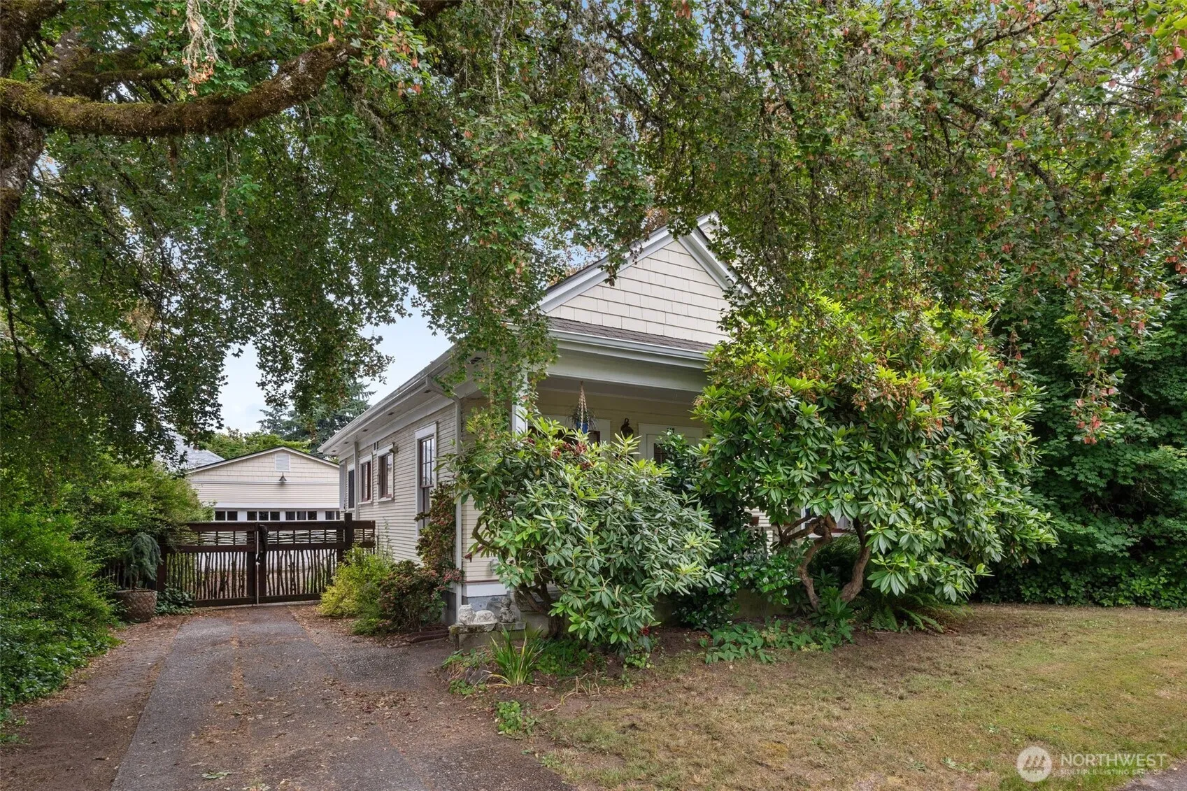 Property photo for 117 21st Avenue Se, Olympia