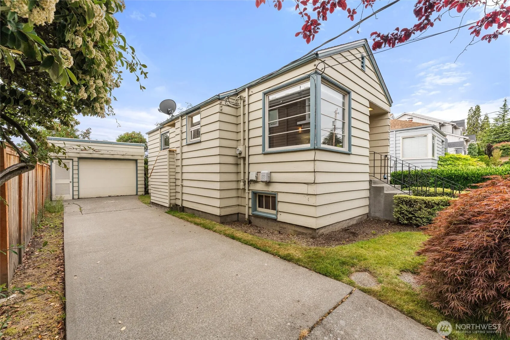 Property photo for 1327 N 79th Street, Seattle photo 3