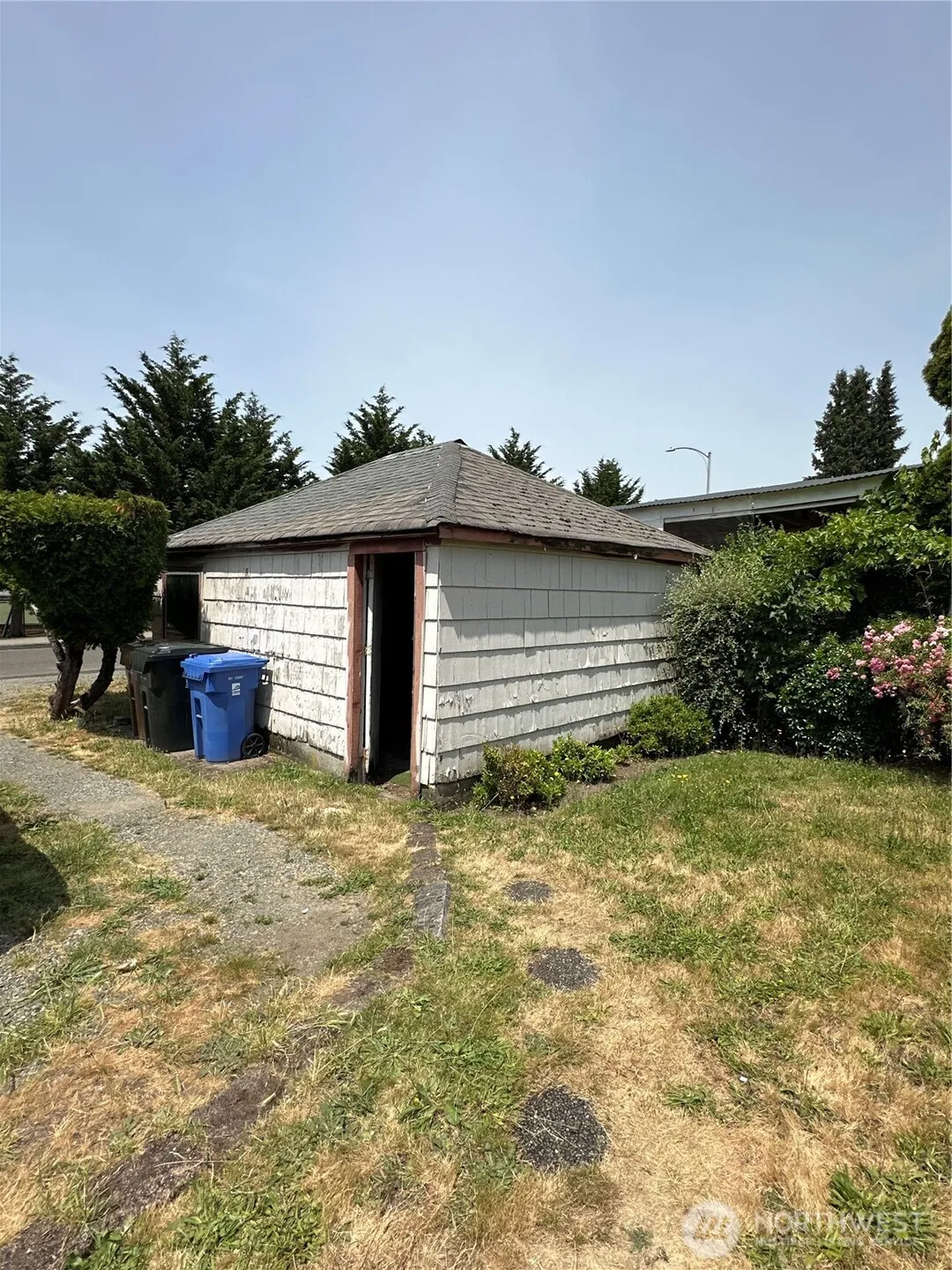 Property photo for 869 S 83rd Street, Tacoma photo 3