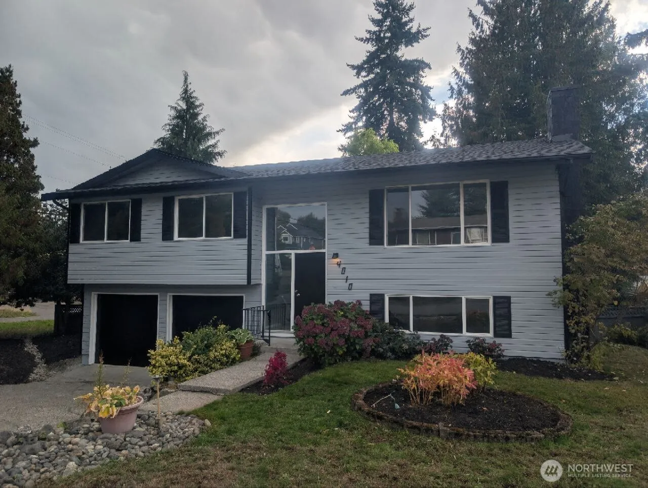 Property photo for 4010 191st St Sw, Lynnwood photo 2