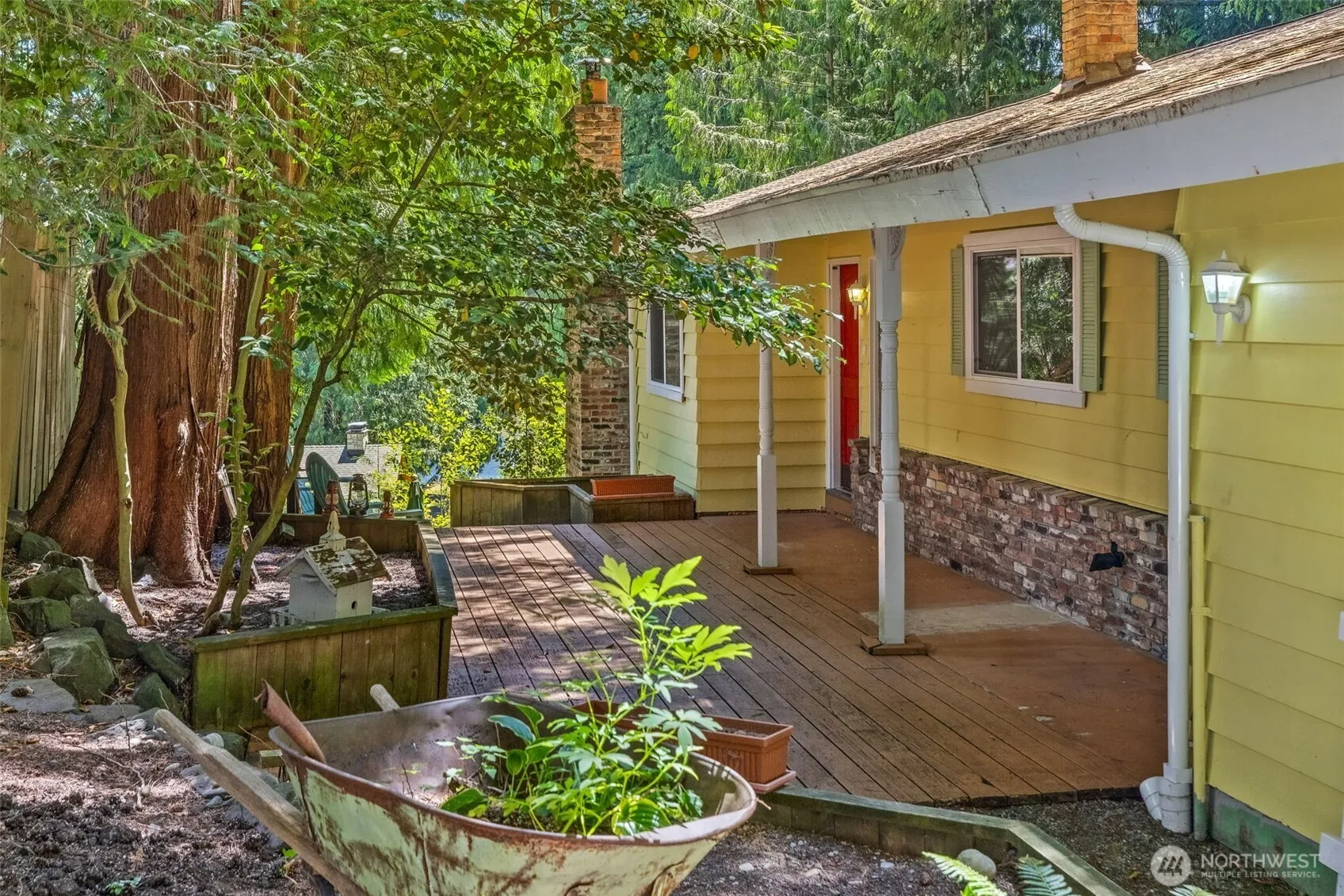 Property photo for 17972 West Spring Lake Drive Se, Renton photo 2