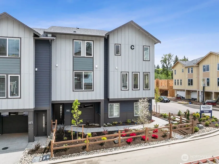 Property photo for 14707 87th Avenue Se #v6, Snohomish