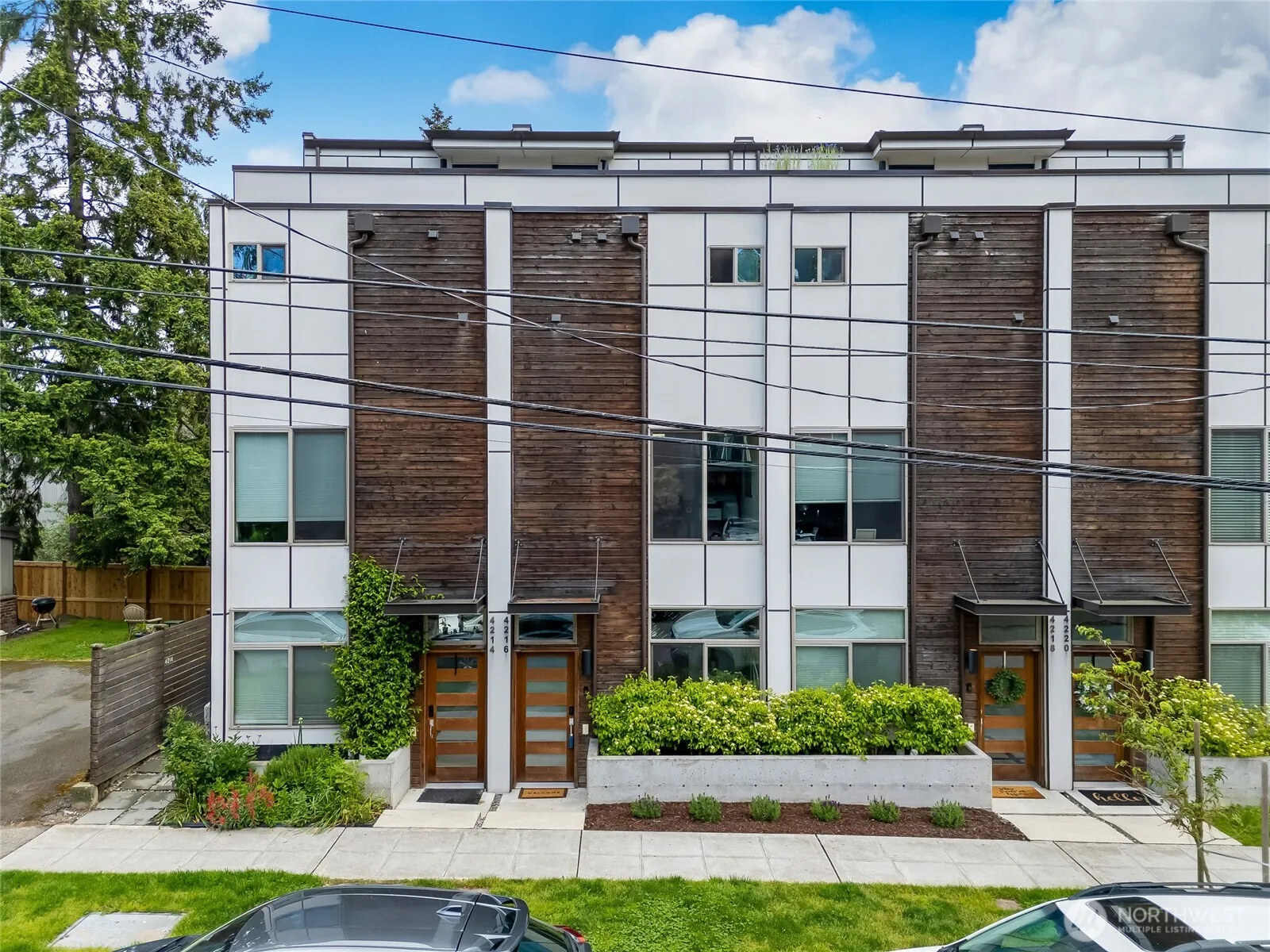 Property photo for 4216 30th Avenue Sw, Seattle