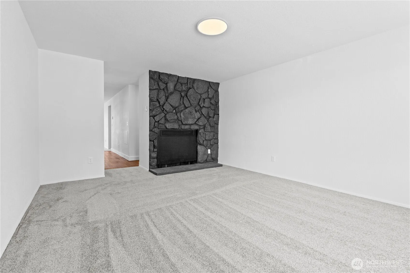 Property photo for 2235 E Wright Avenue, Tacoma photo 4