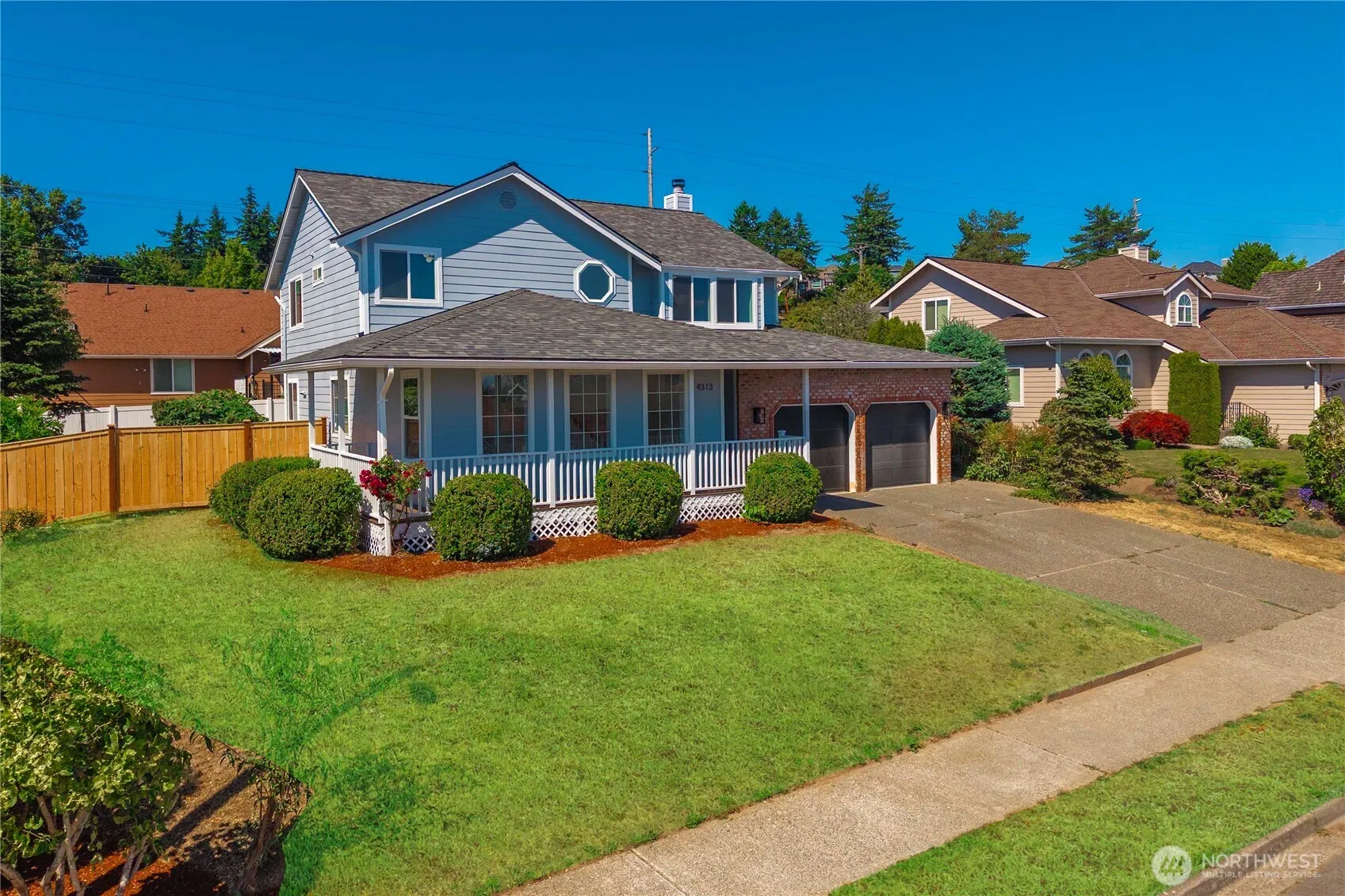 Property photo for 4313 Harbor Ridge Road Ne, Tacoma photo 2