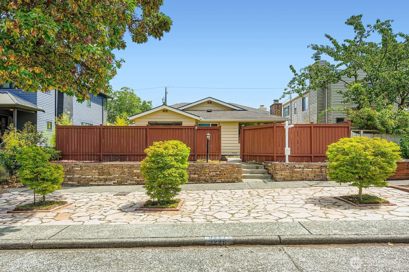 Property photo for 3226 29th Avenue W, Seattle