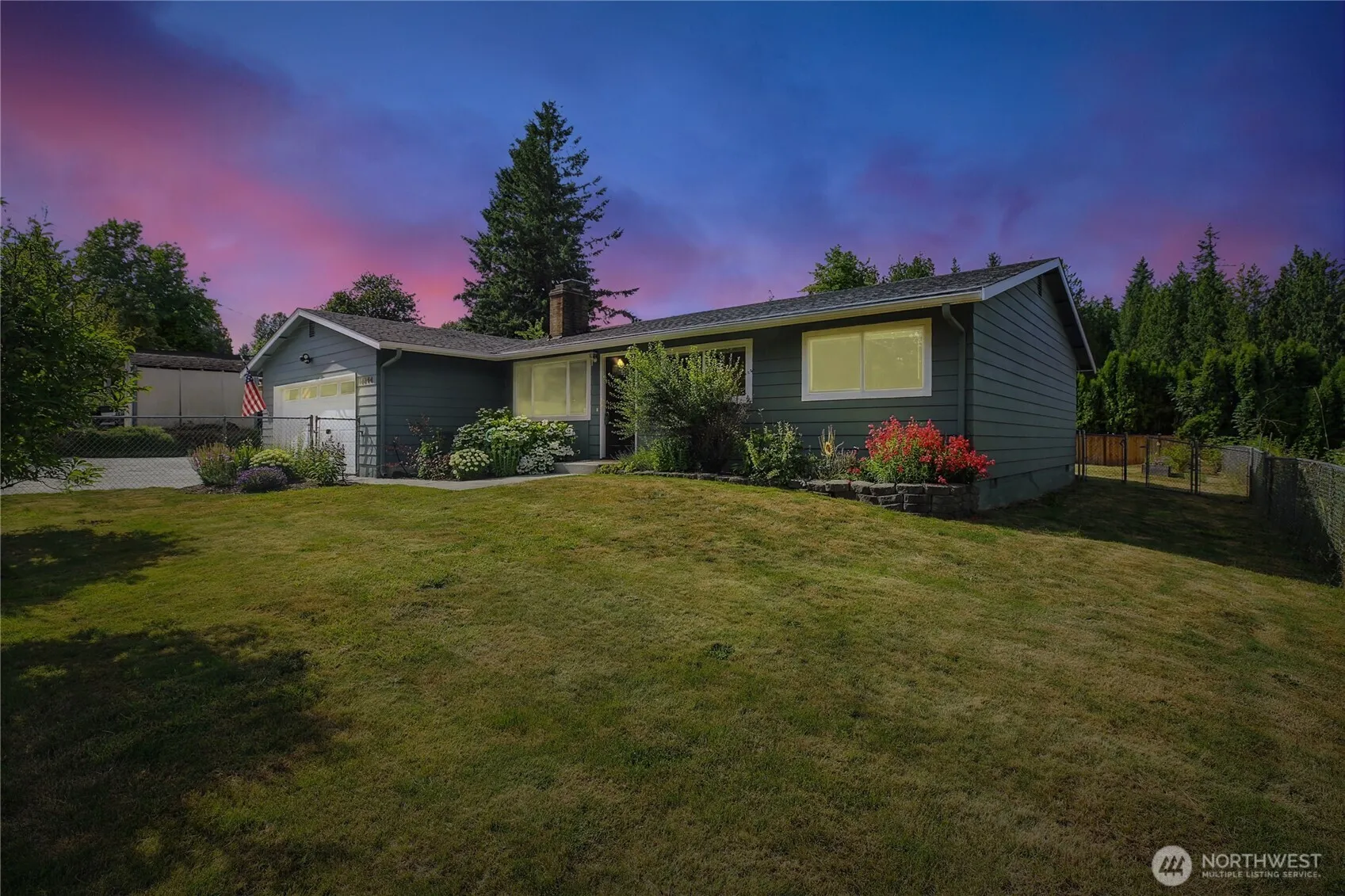 Property photo for 18844 Se 214th Street, Renton photo 2