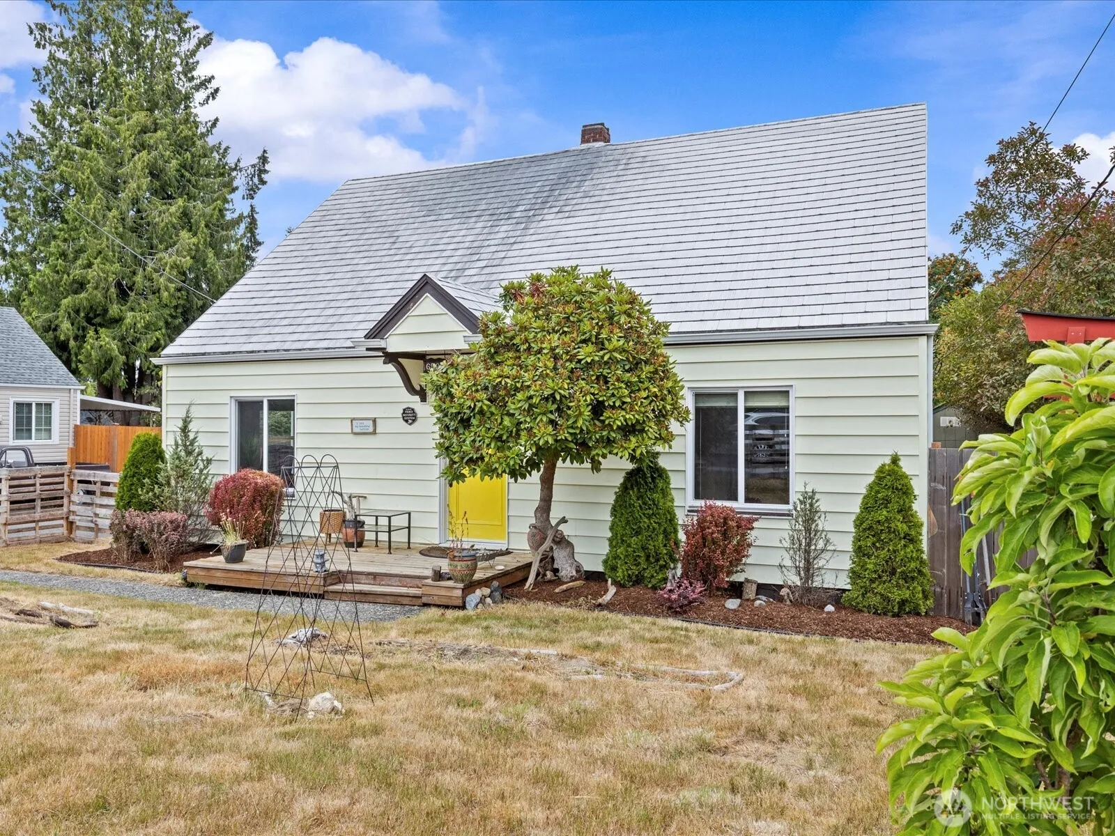 Property photo for 6507 Cady Rd, Everett photo 2