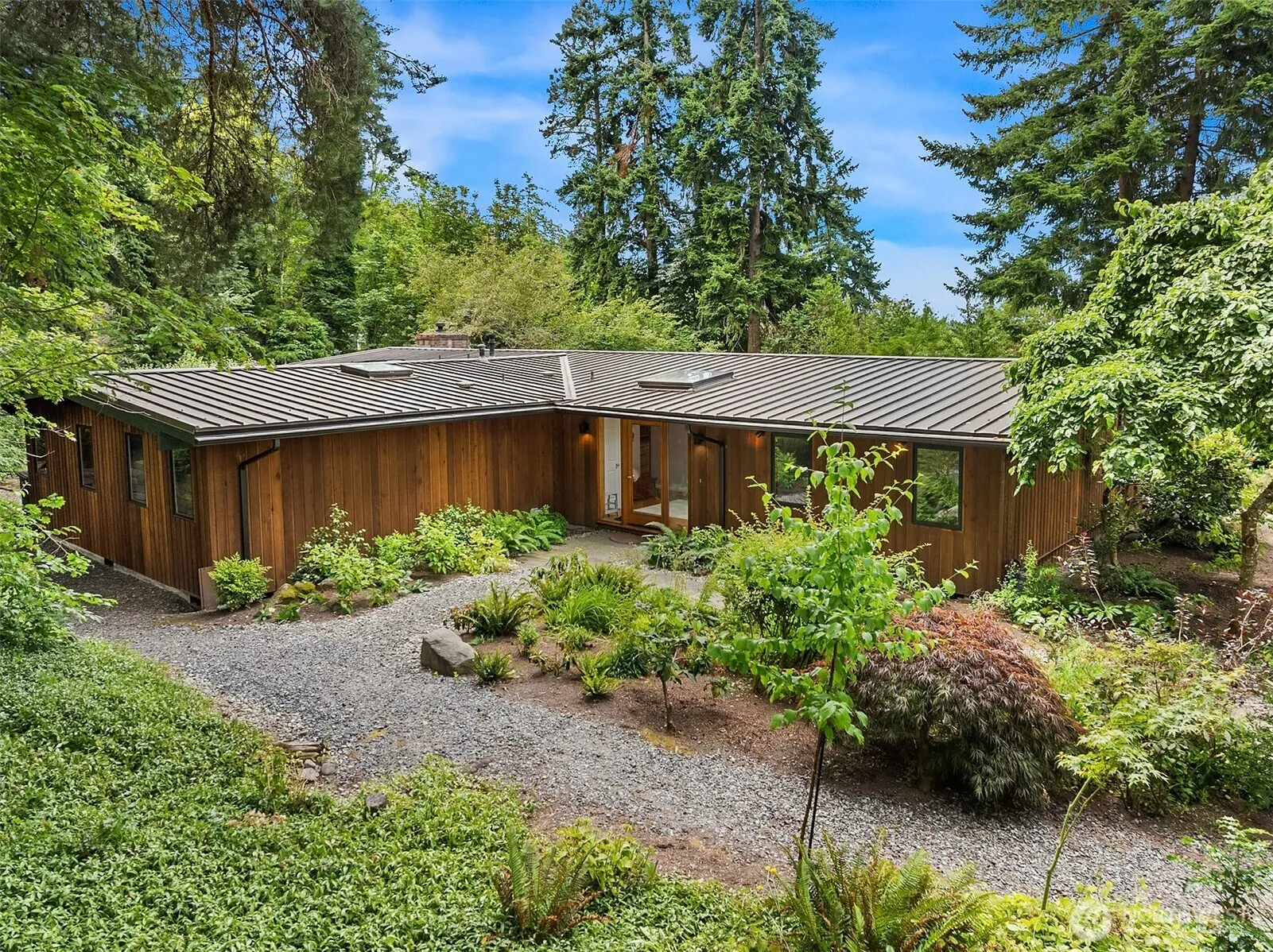 Property photo for 13633 Se 1st Street, Bellevue