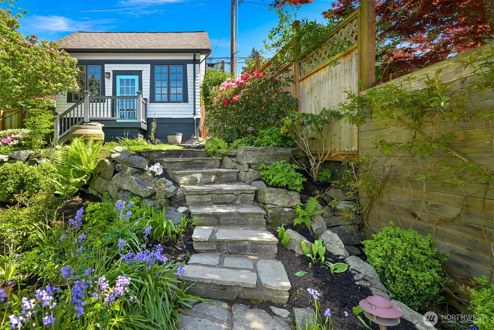 Property photo for 717 15th Street, Bellingham photo 5
