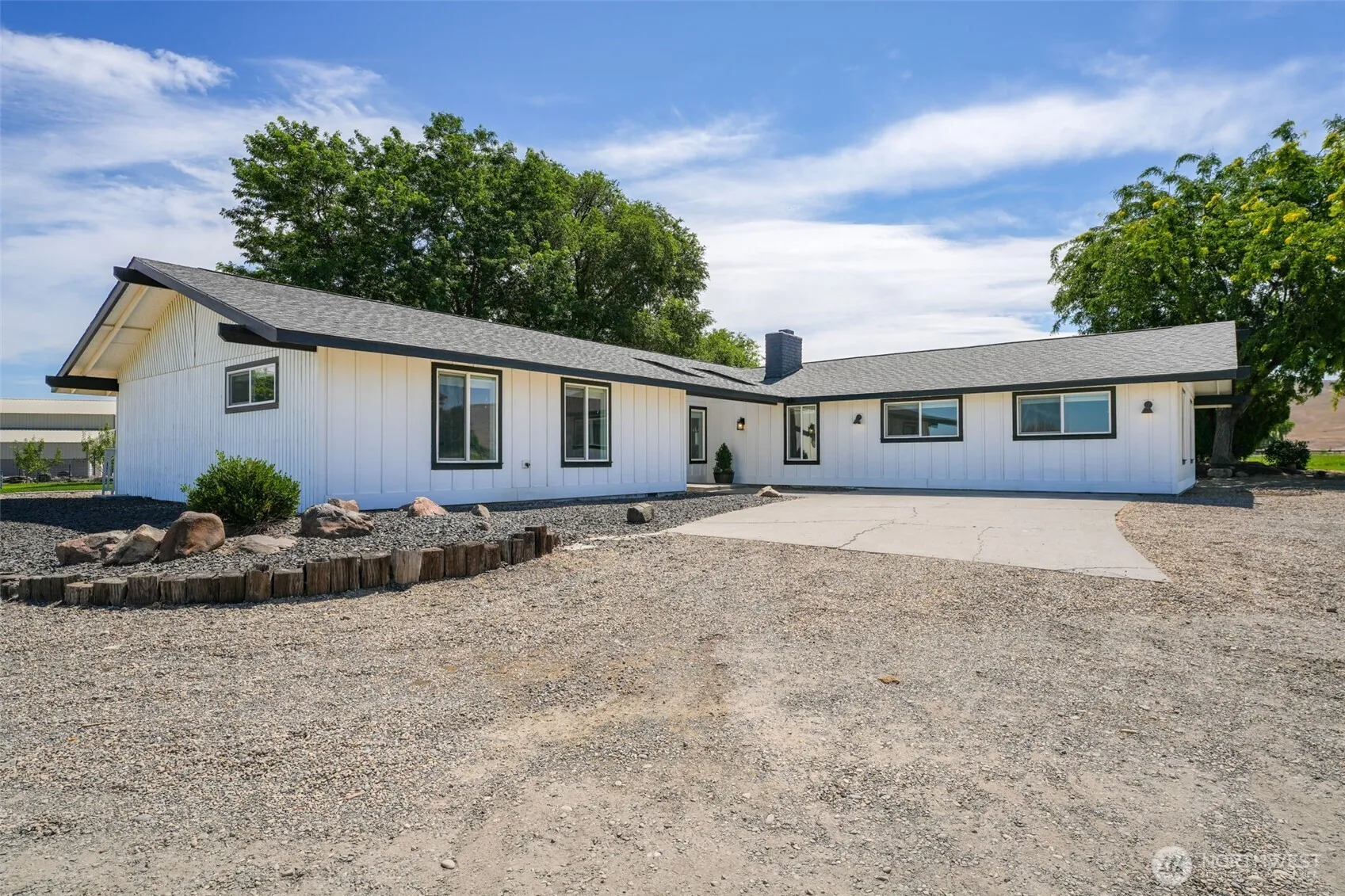 Property photo for 10401 N Mcdonald Road, Prosser photo 2