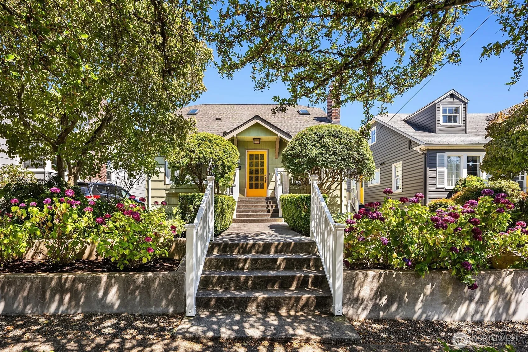Property photo for 5228 37th Avenue Ne, Seattle