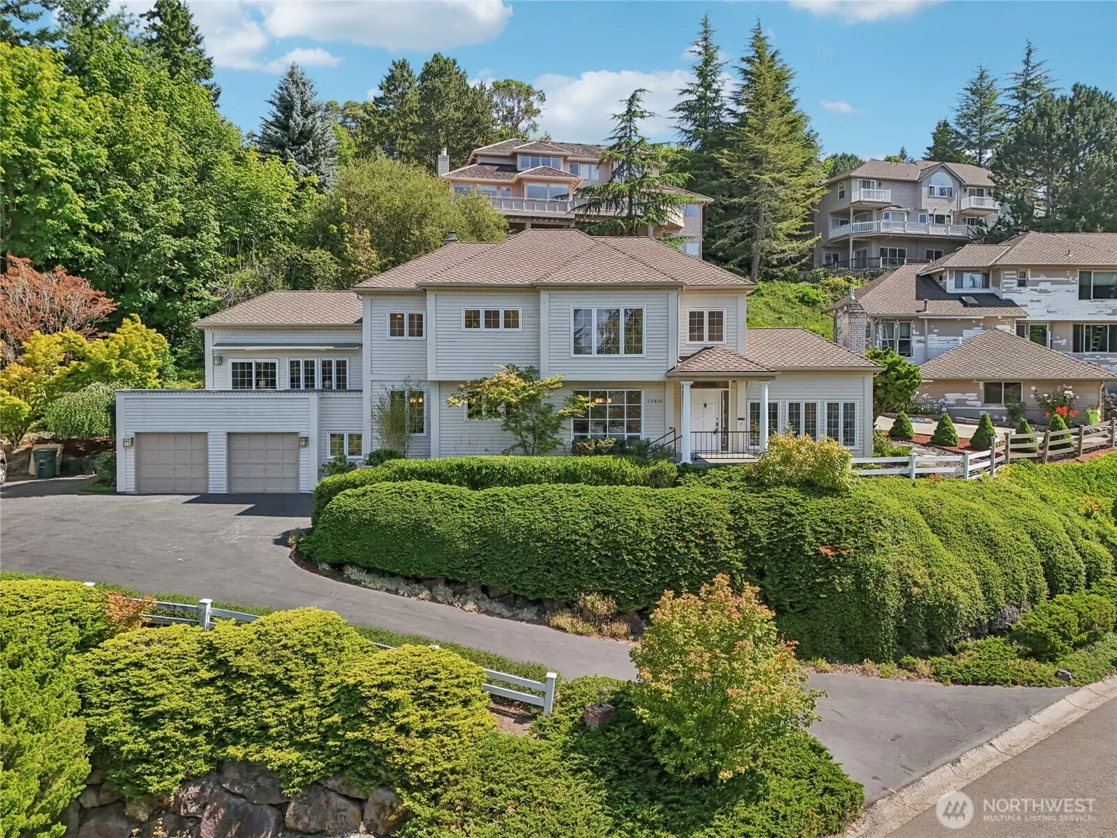 Property photo for 13810 Se 51st Place, Bellevue