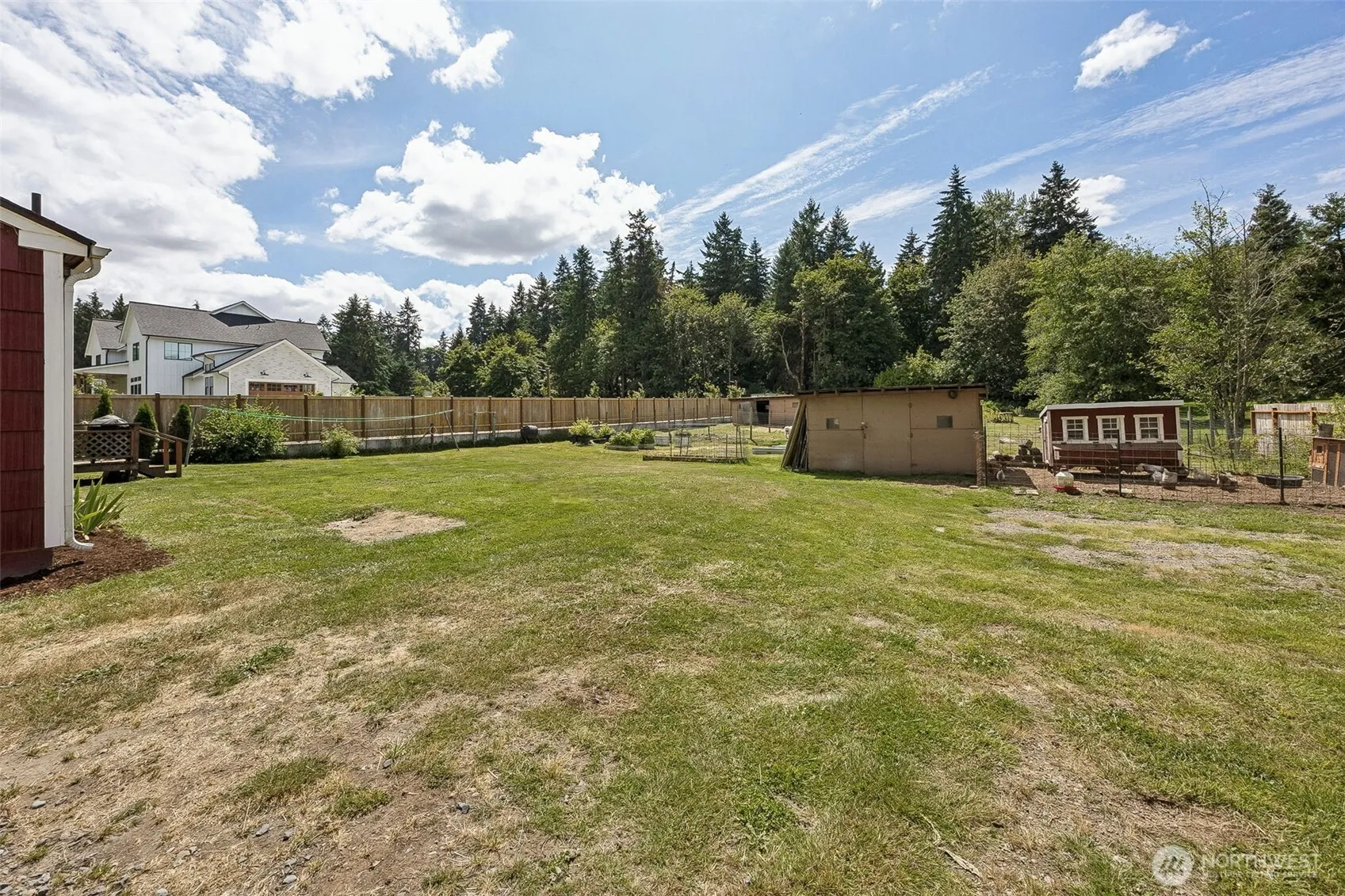 Property photo for 12204 Woodland Avenue E, Puyallup photo 5
