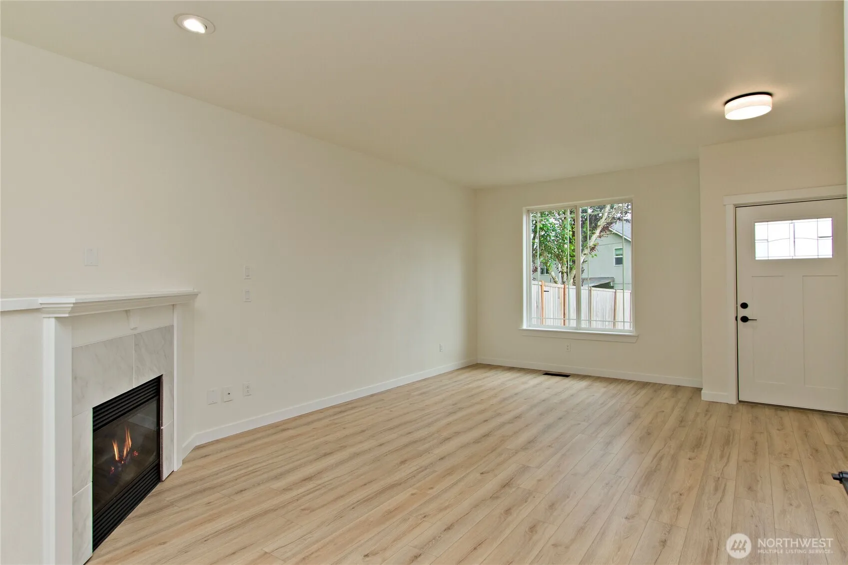 Property photo for 16119 Camden Drive E, Puyallup photo 2