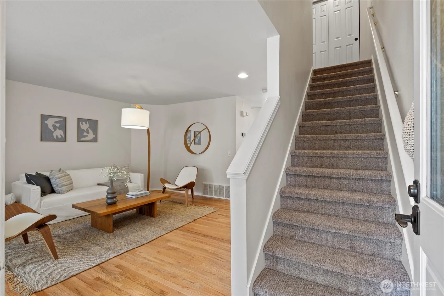 Property photo for 420 Ne Maple Leaf Place #a, Seattle photo 5