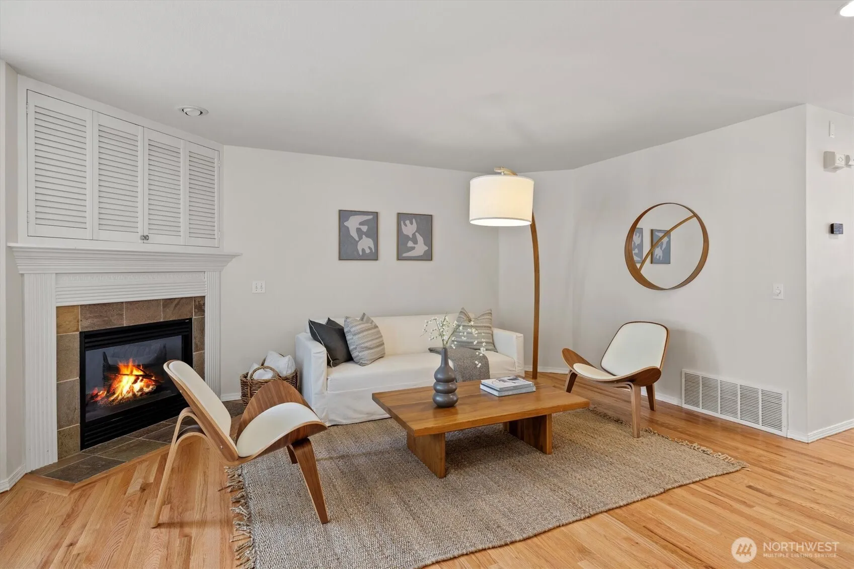 Property photo for 420 Ne Maple Leaf Place #a, Seattle photo 3