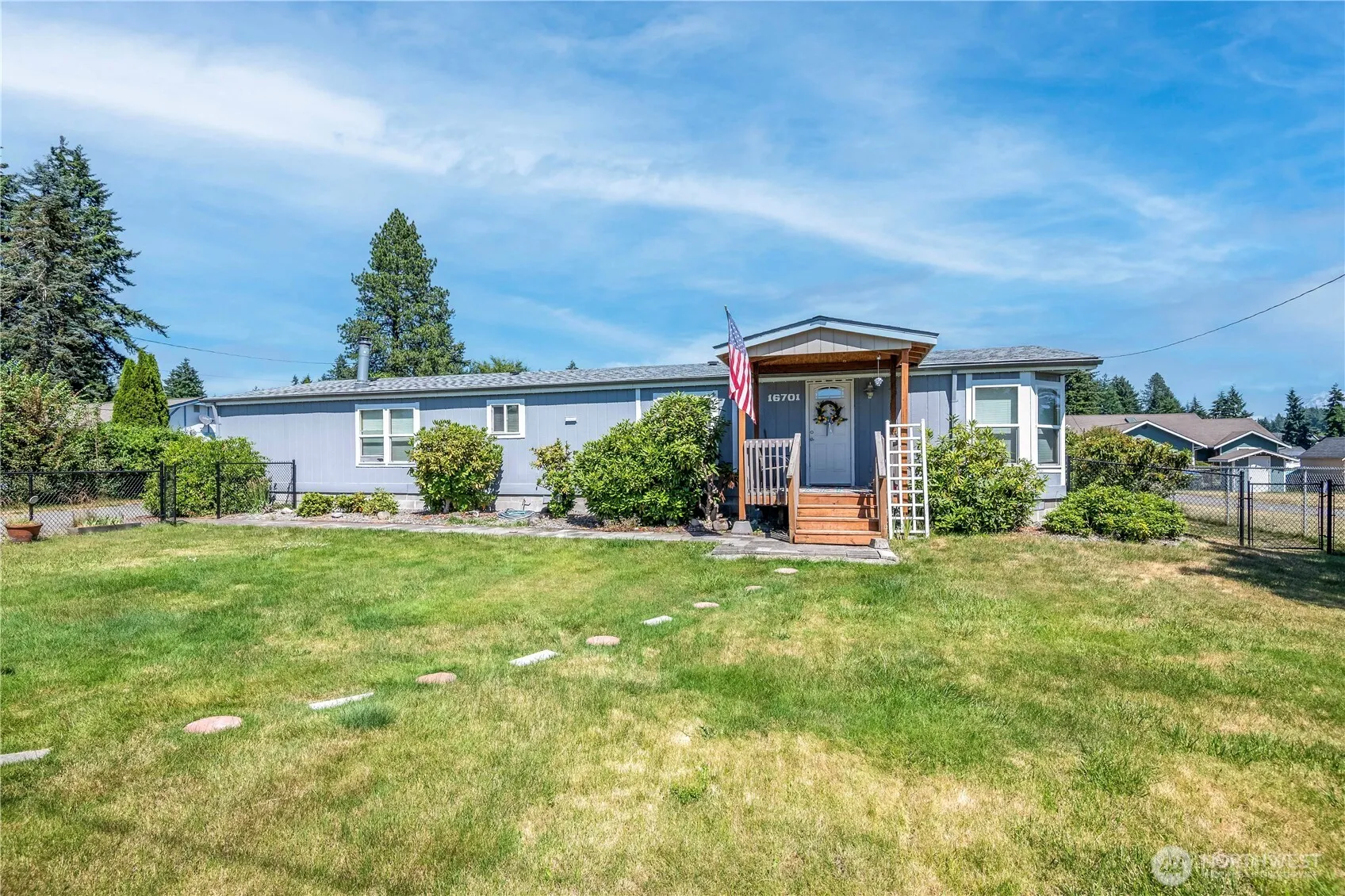 Property photo for 16701 Waller Road E, Tacoma
