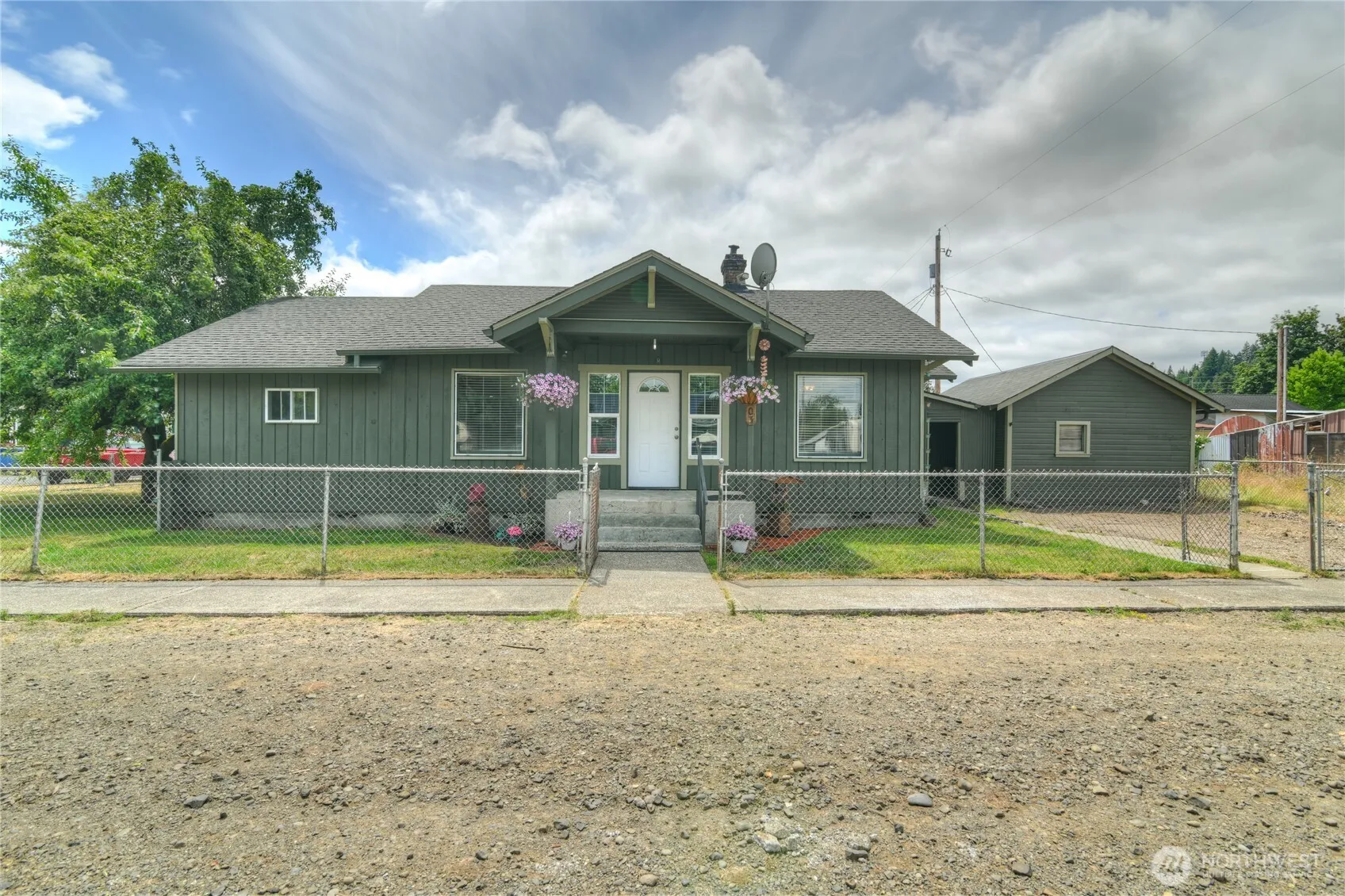 Property photo for 203 E 4th Street, Bucoda