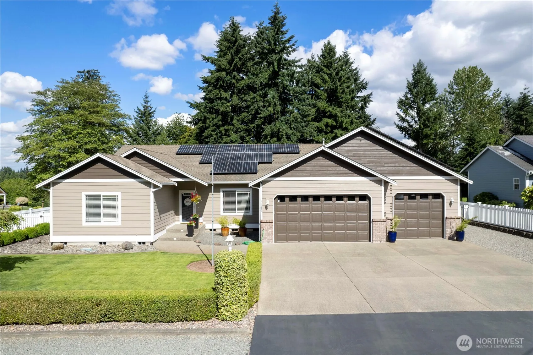 Property photo for 11821 67th Avenue E, Puyallup