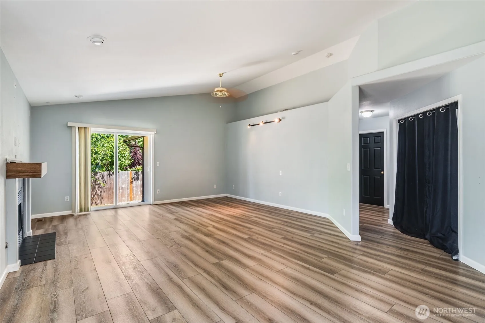 Property photo for 505 135th Street S, Tacoma photo 3
