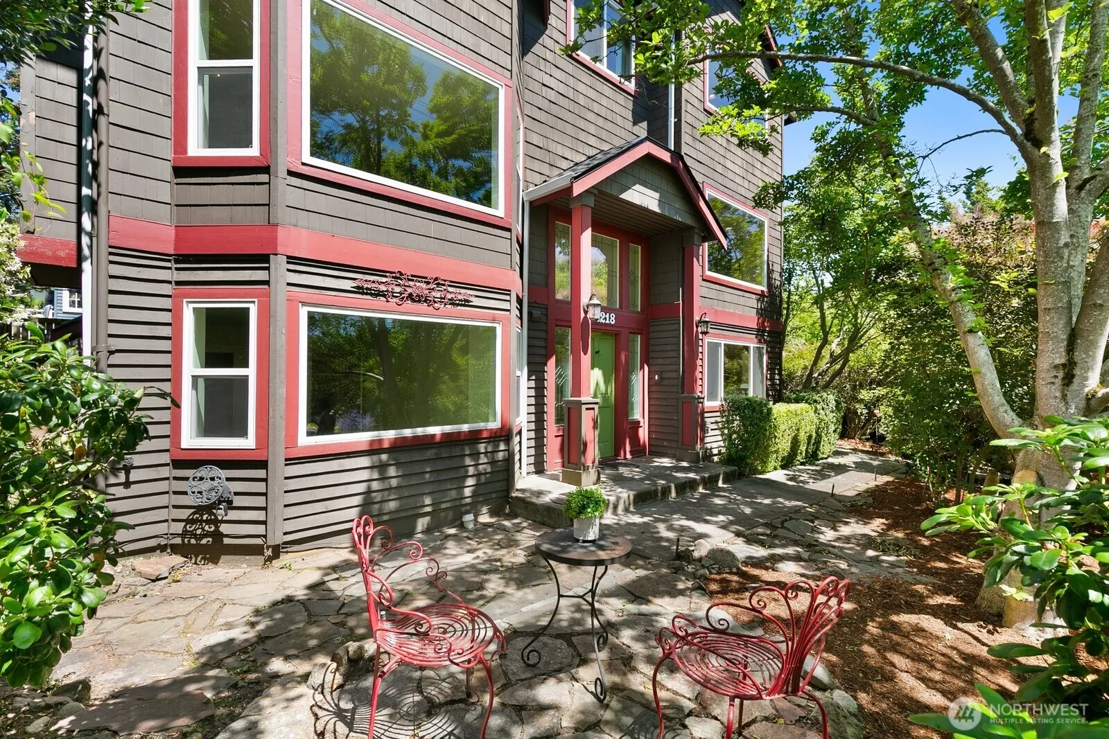 Property photo for 2218 N 38th Street, Seattle photo 3