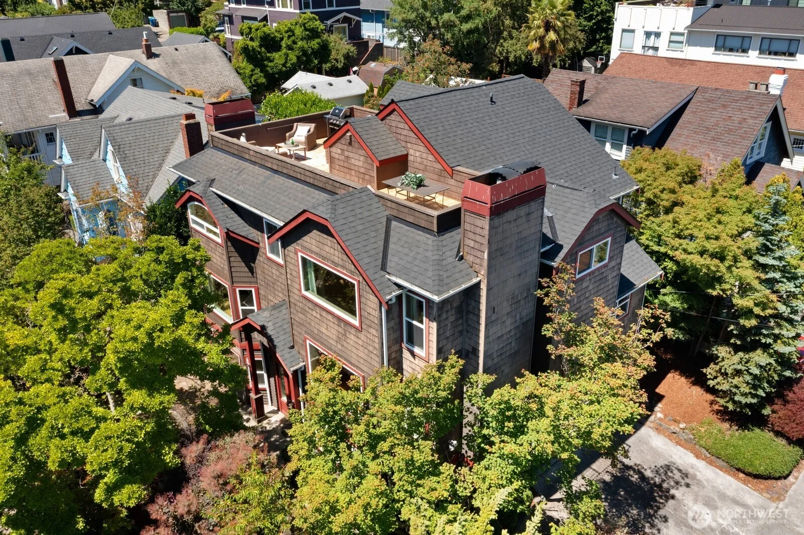 Property photo for 2218 N 38th Street, Seattle photo 2