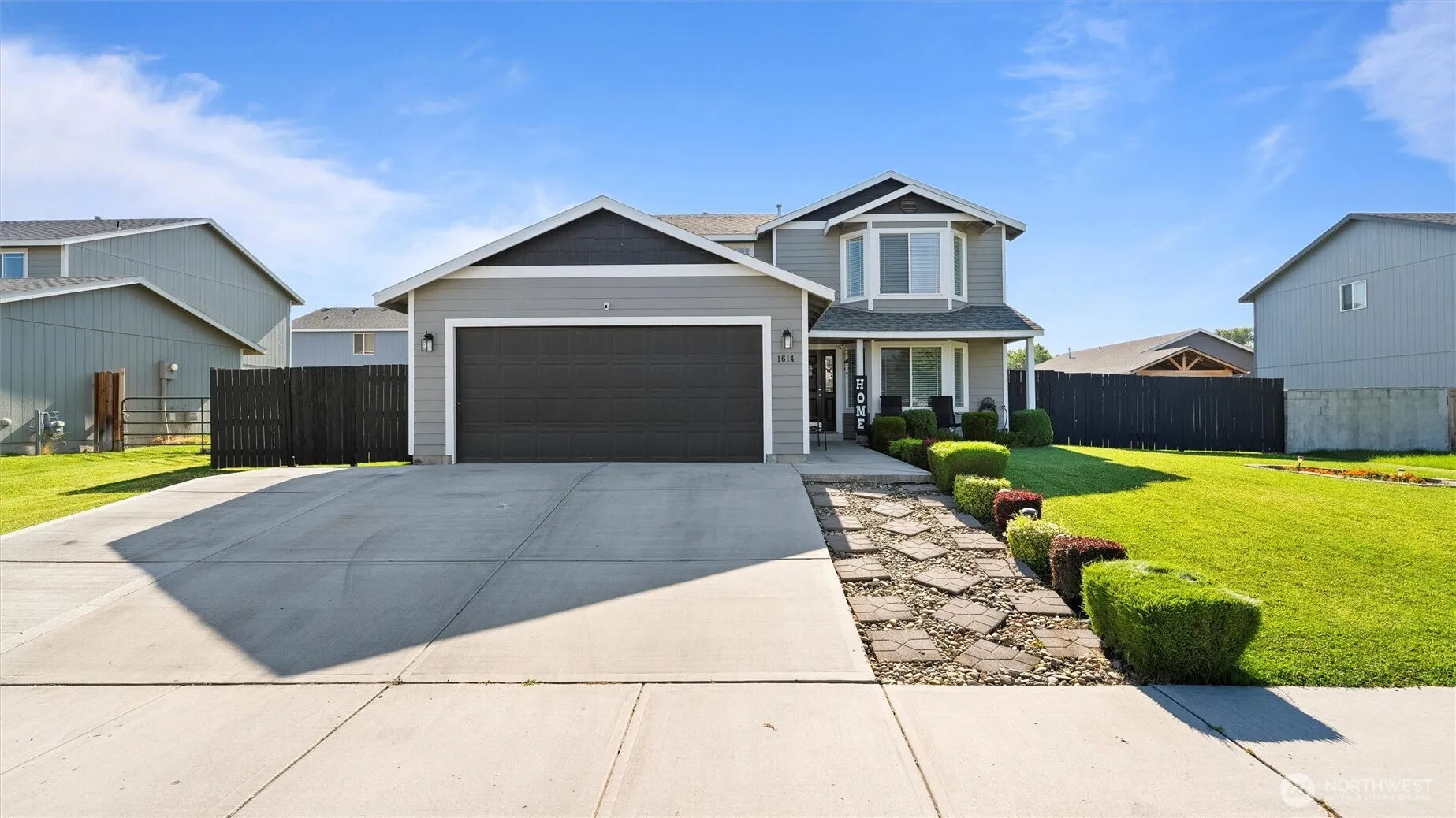 Property photo for 1614 S 15th Street, Sunnyside