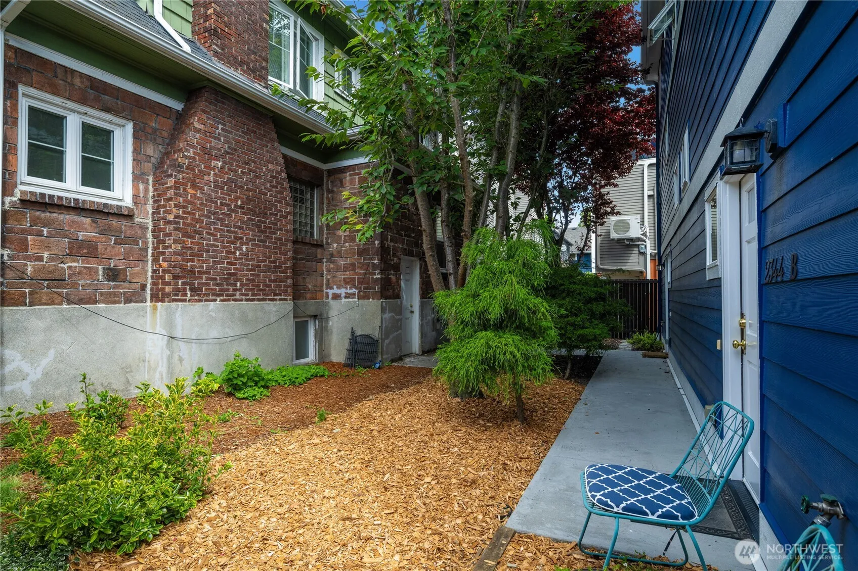 Property photo for 2344 44th Avenue Sw #b, Seattle photo 5