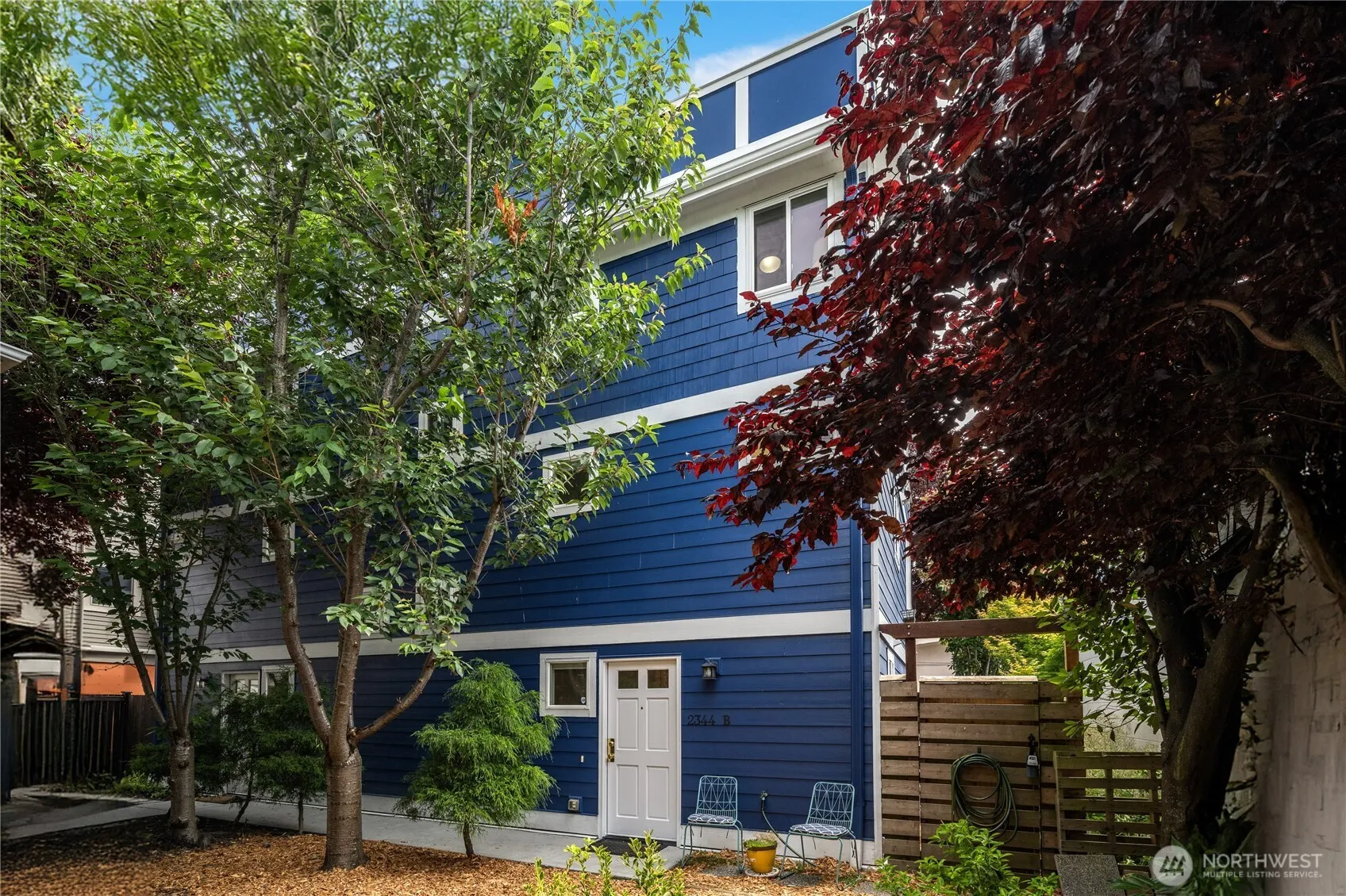 Property photo for 2344 44th Avenue Sw #b, Seattle photo 4