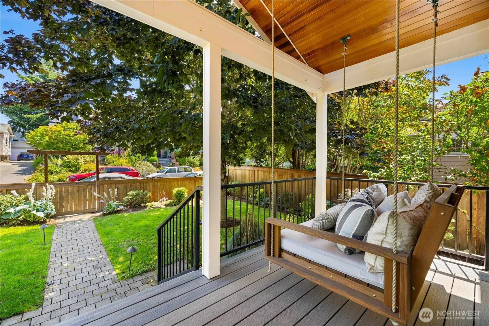 Property photo for 511 21st Street E, Seattle photo 5