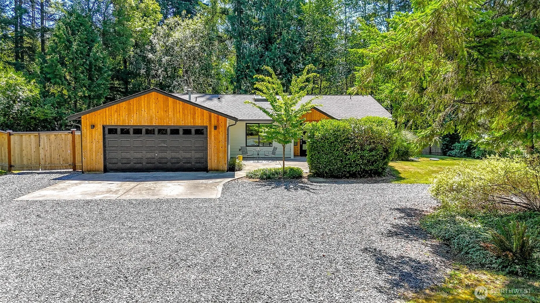 Property photo for 5120 Puget Road Ne, Olympia