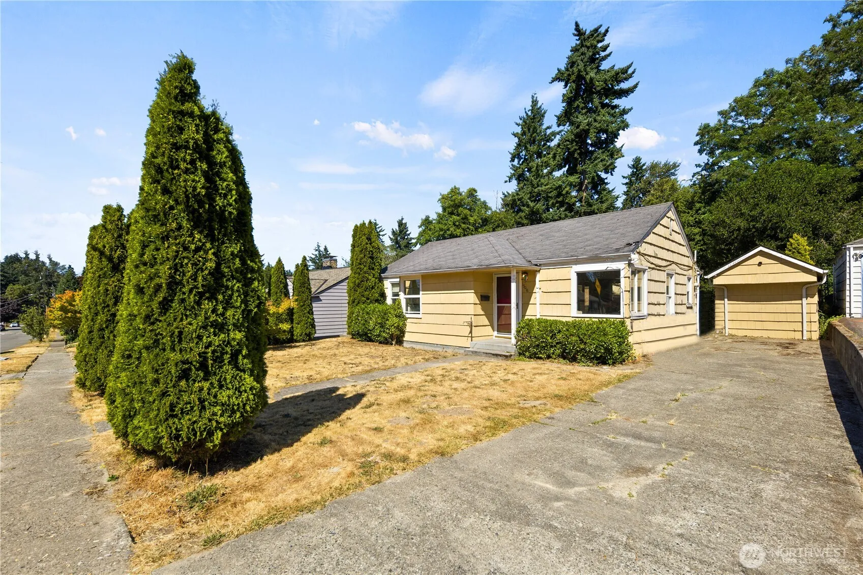Property photo for 13018 7th Avenue S, Seattle photo 3