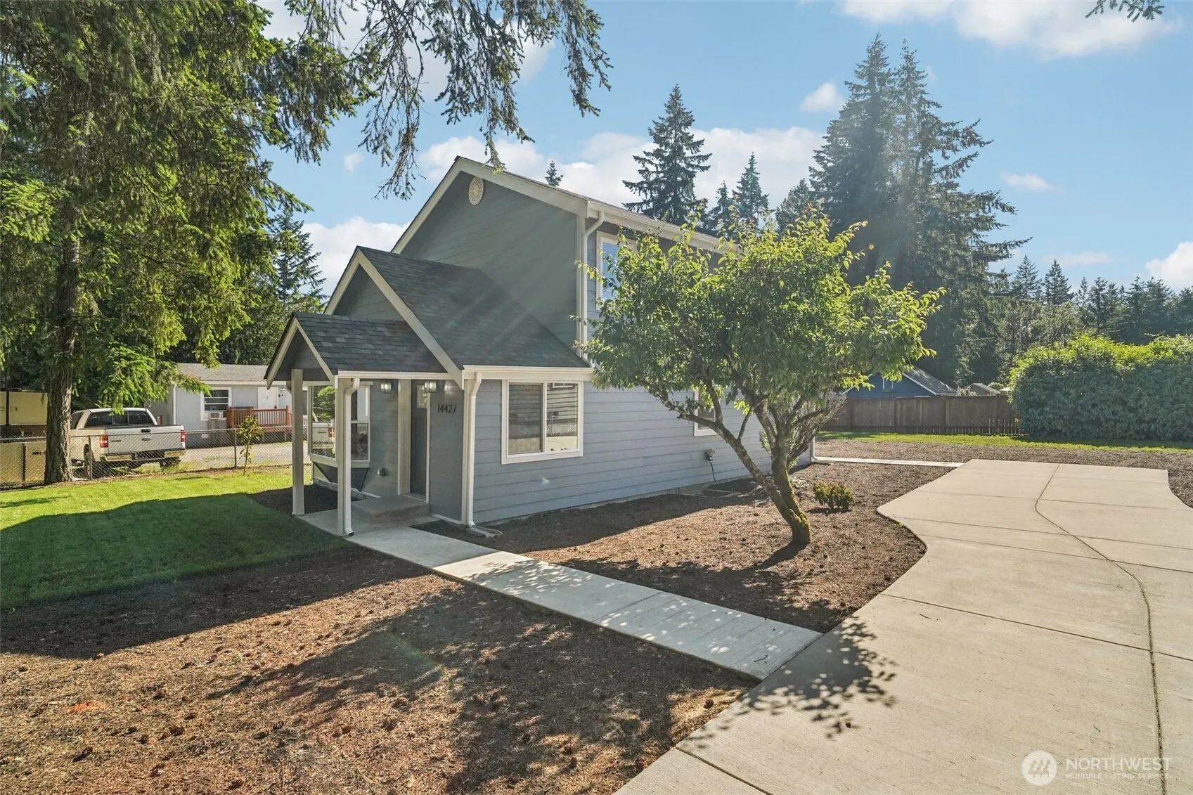 Property photo for 14427 156th Avenue Se, Renton photo 2