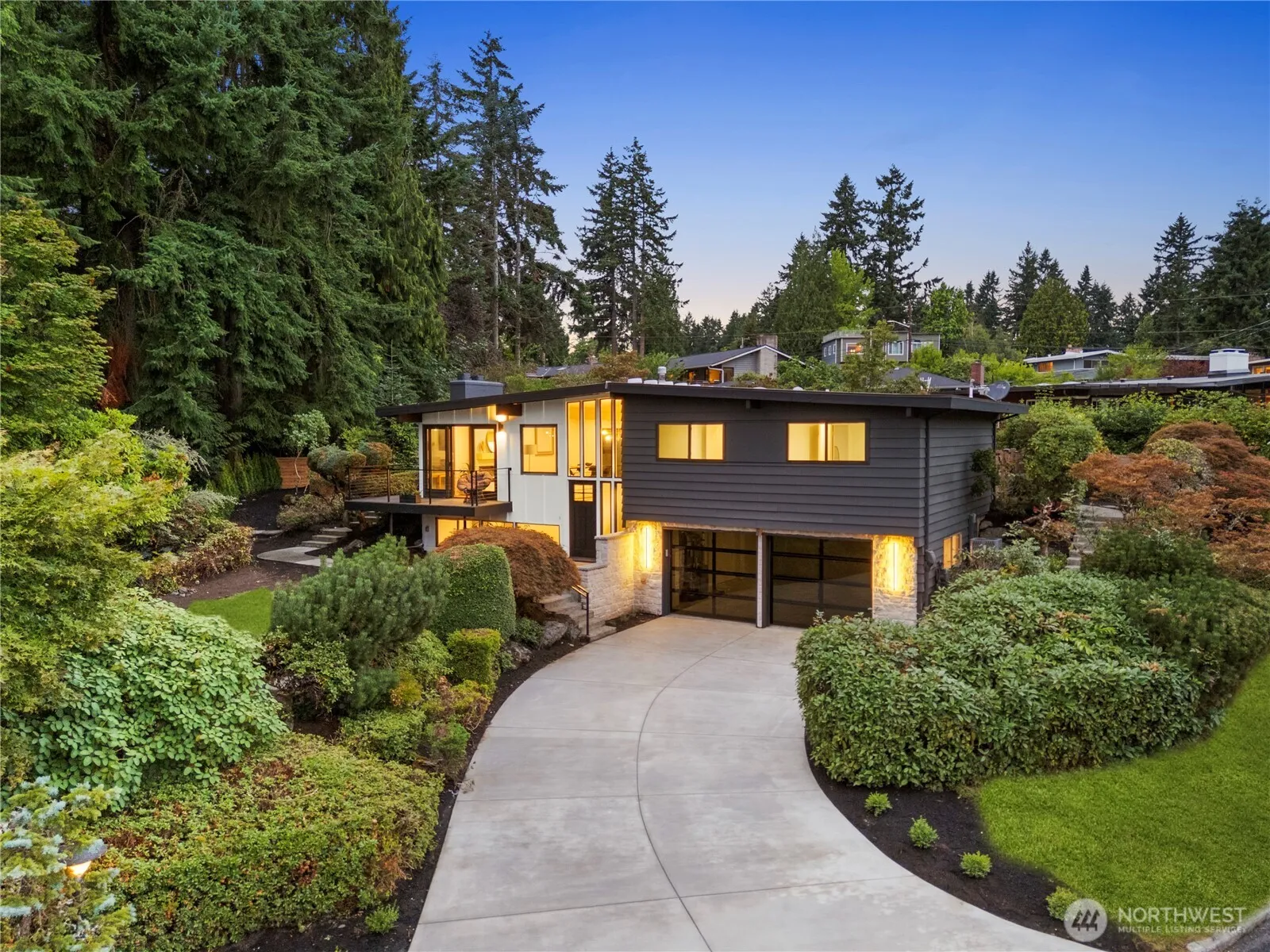 Property photo for 351 167th Avenue Ne, Bellevue
