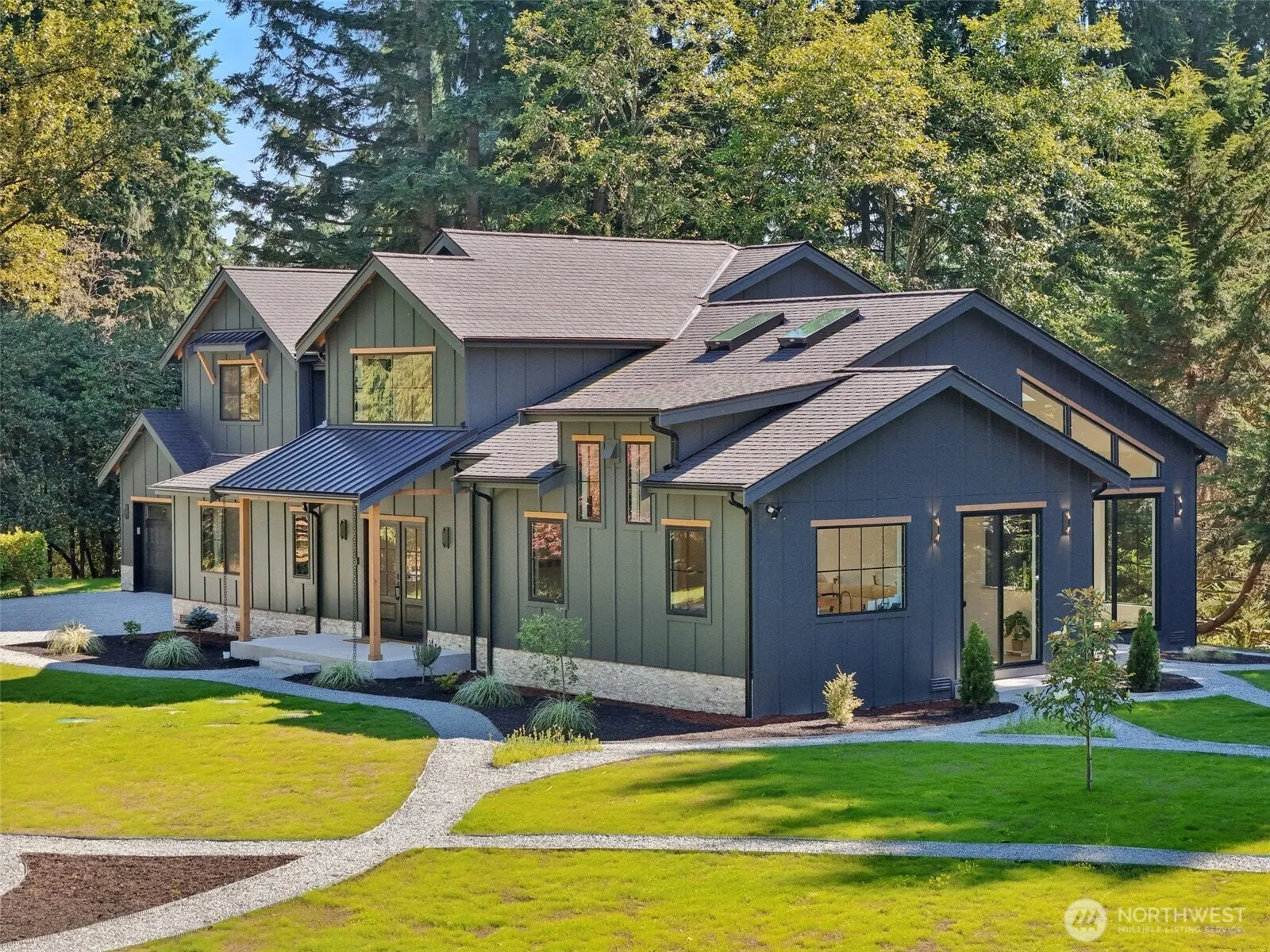 Property photo for 21630 Ne 79th Street, Redmond
