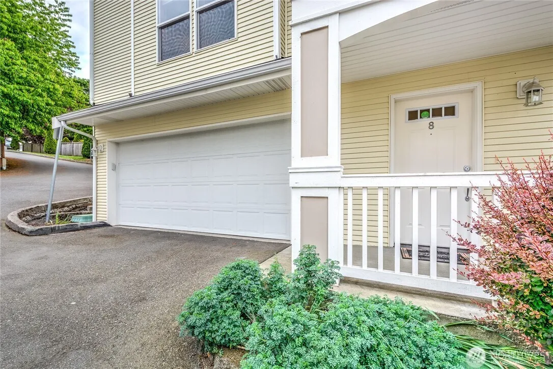 Property photo for 15410 40th Avenue W #8, Lynnwood photo 4