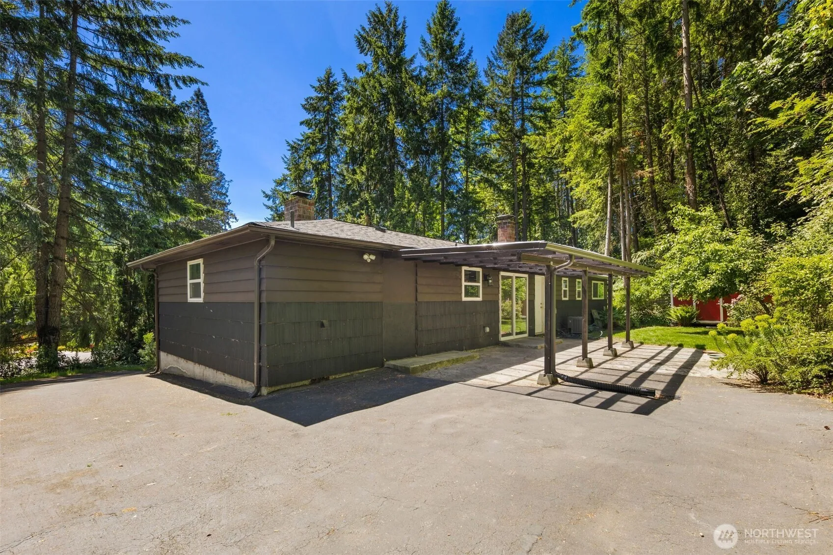 Property photo for 4006 147th Place, Bellevue photo 3