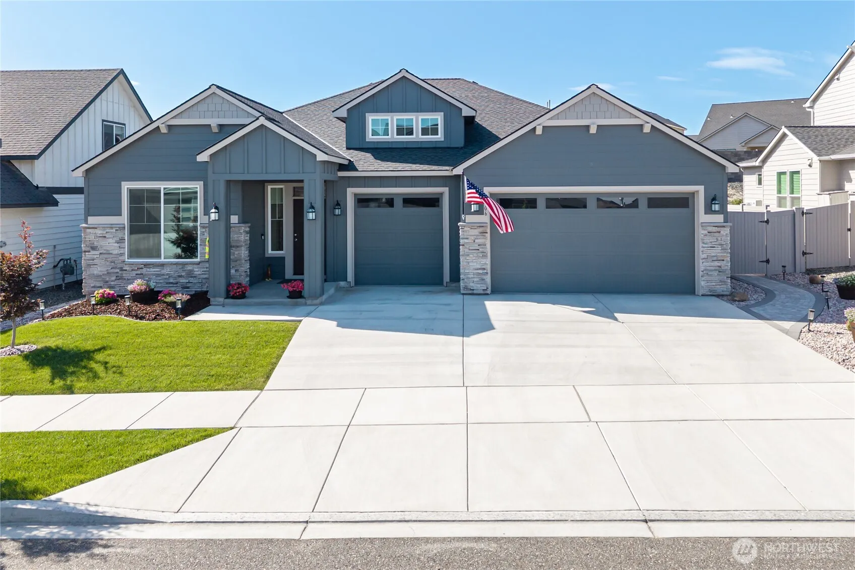 Property photo for 4706 White Drive, Richland