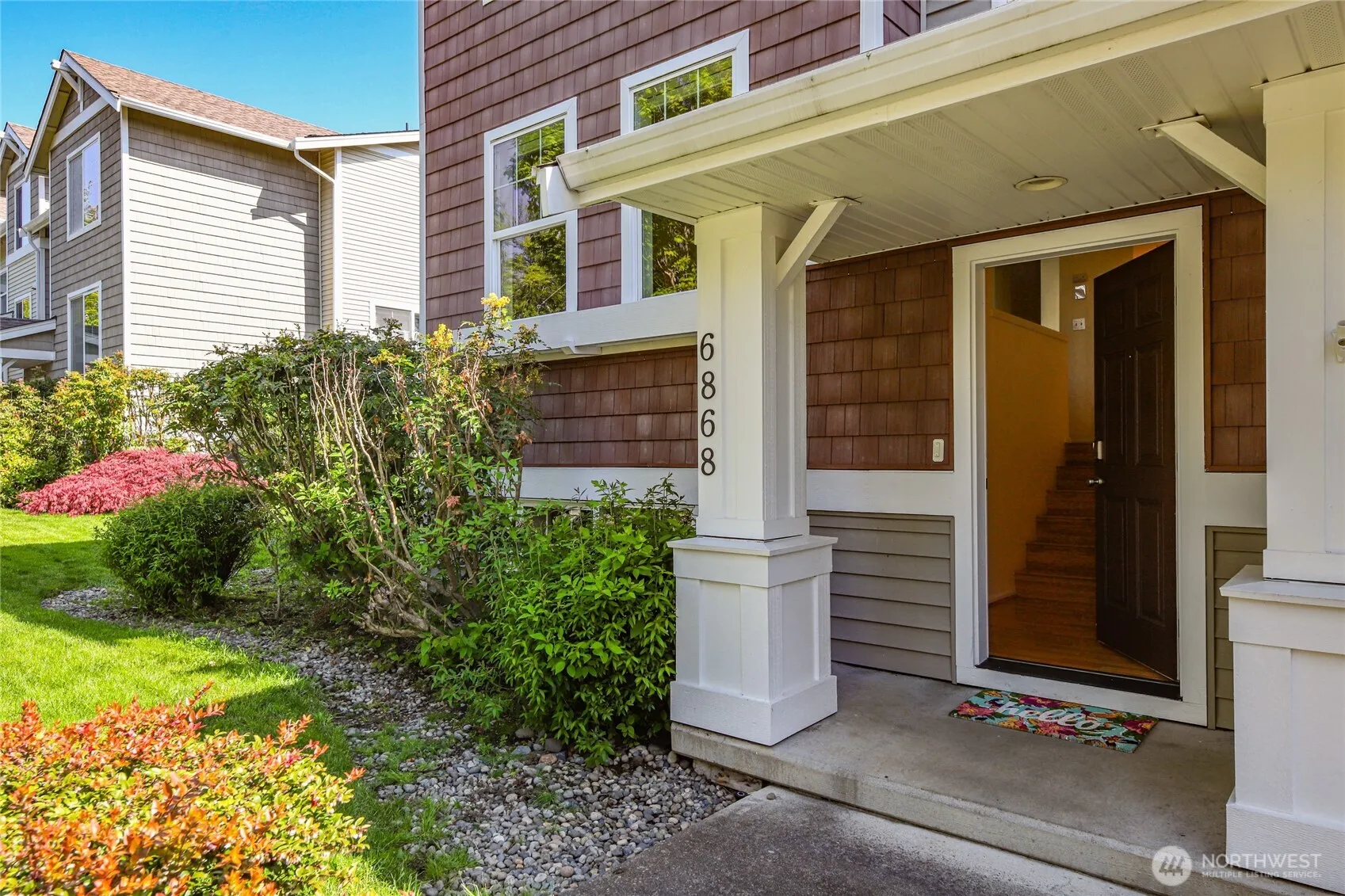 Property photo for 6868 Holly Park Drive S, Seattle photo 3