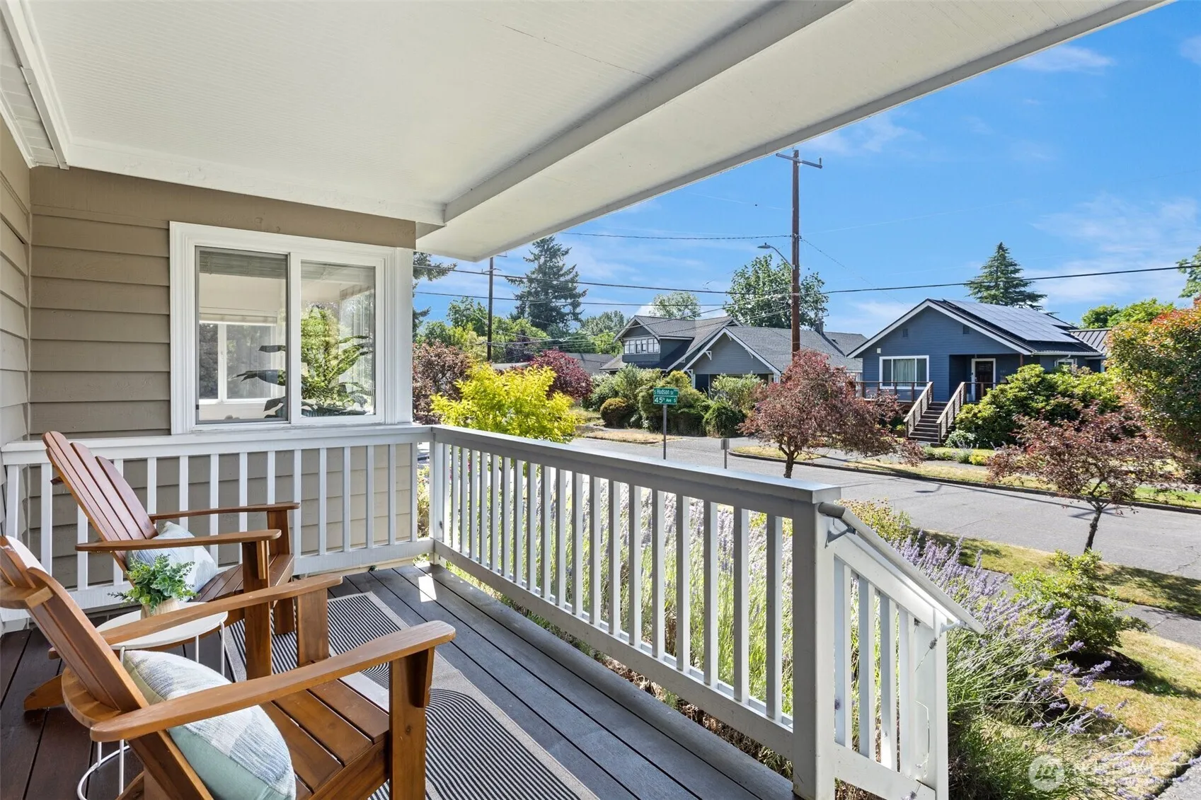 Property photo for 4416 S Hudson Street, Seattle photo 2