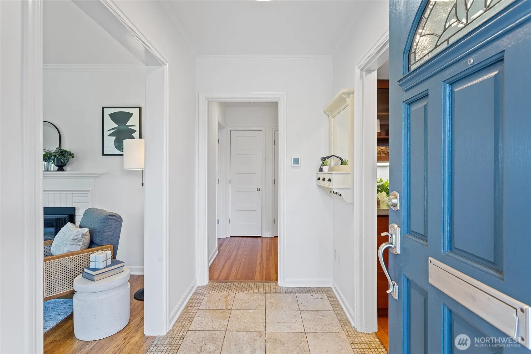 Property photo for 4416 S Hudson Street, Seattle photo 3