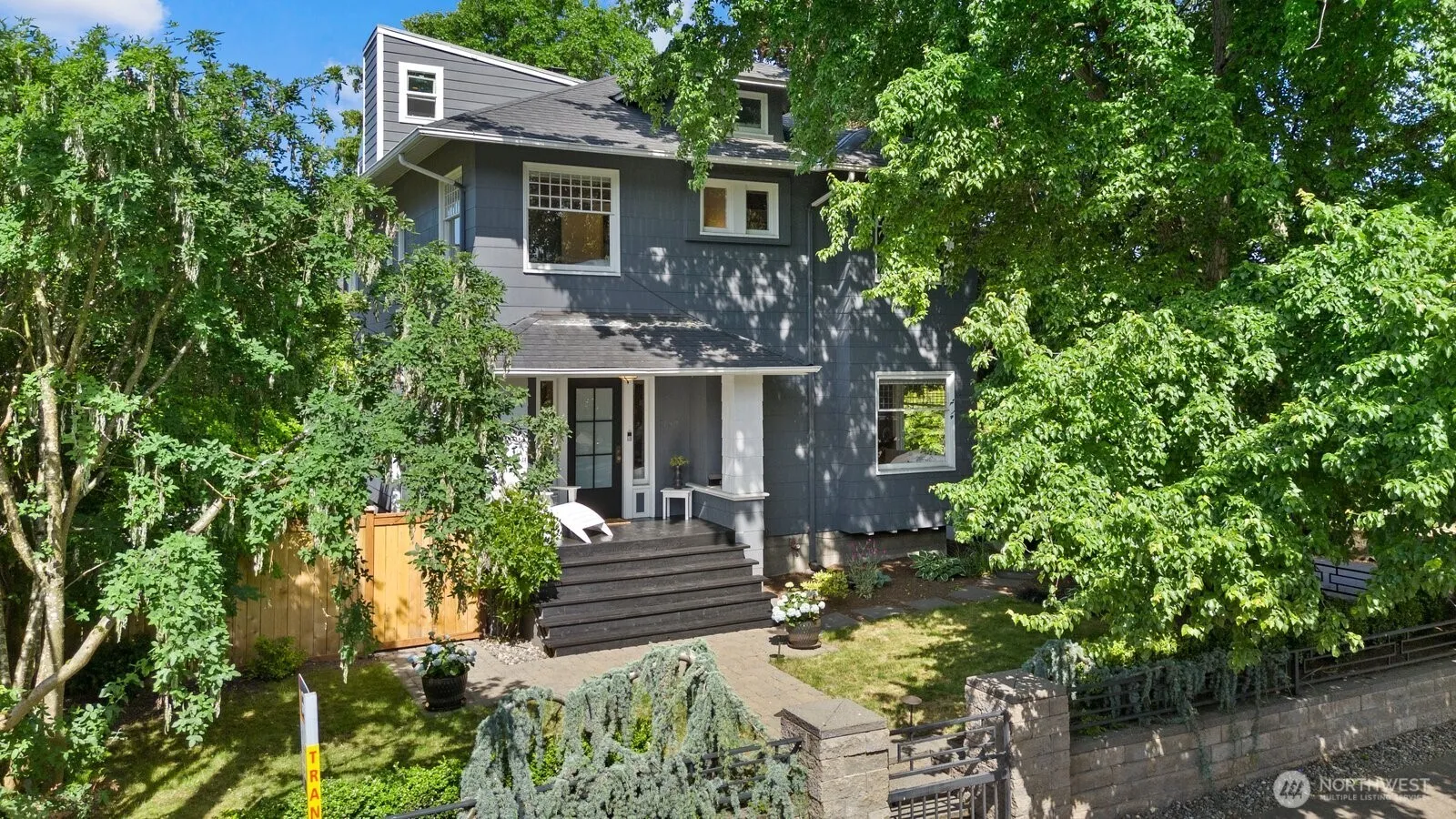 Property photo for 2159 10th Avenue W, Seattle
