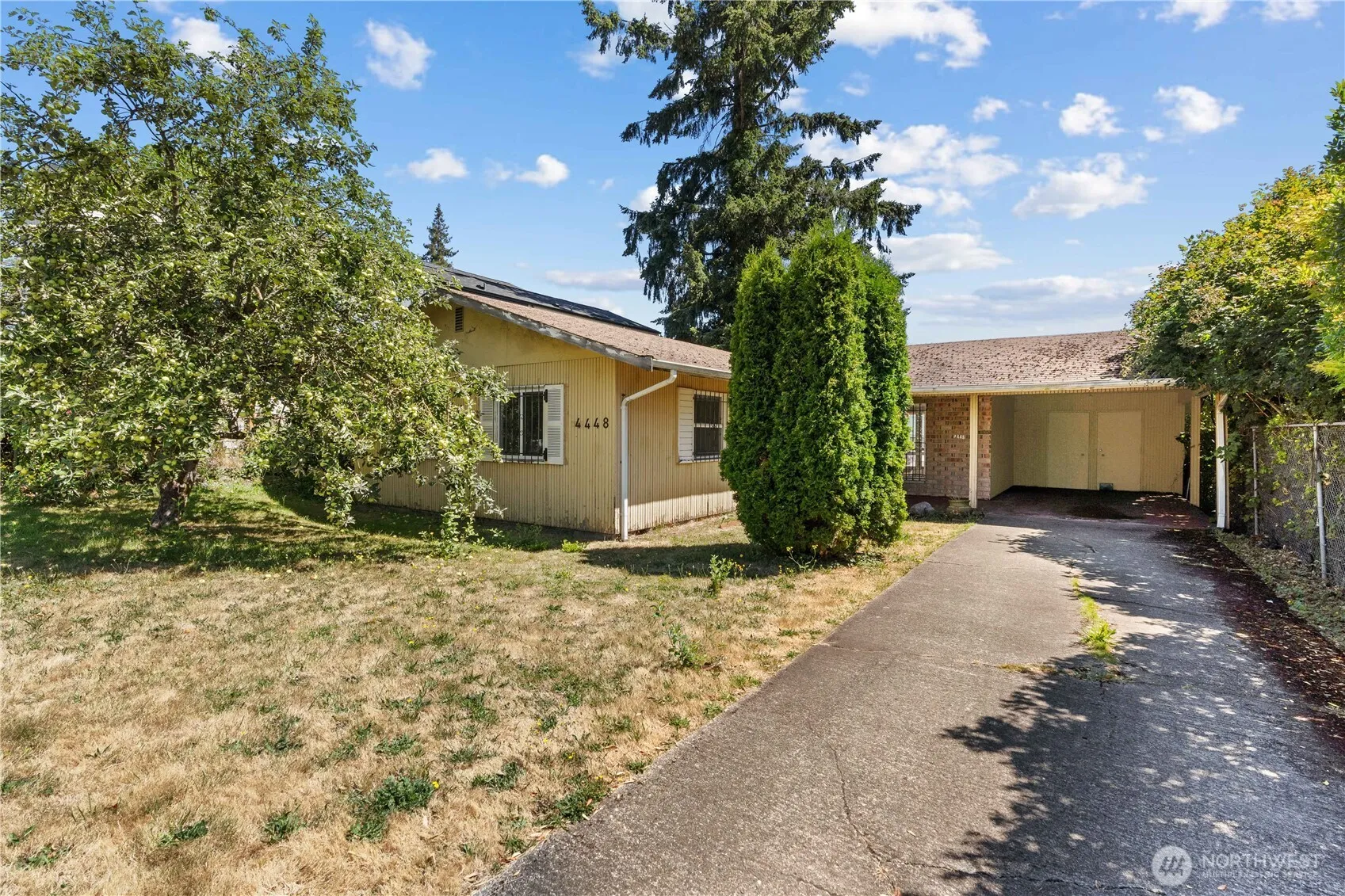 Property photo for 4448 33rd Avenue S, Seattle photo 4